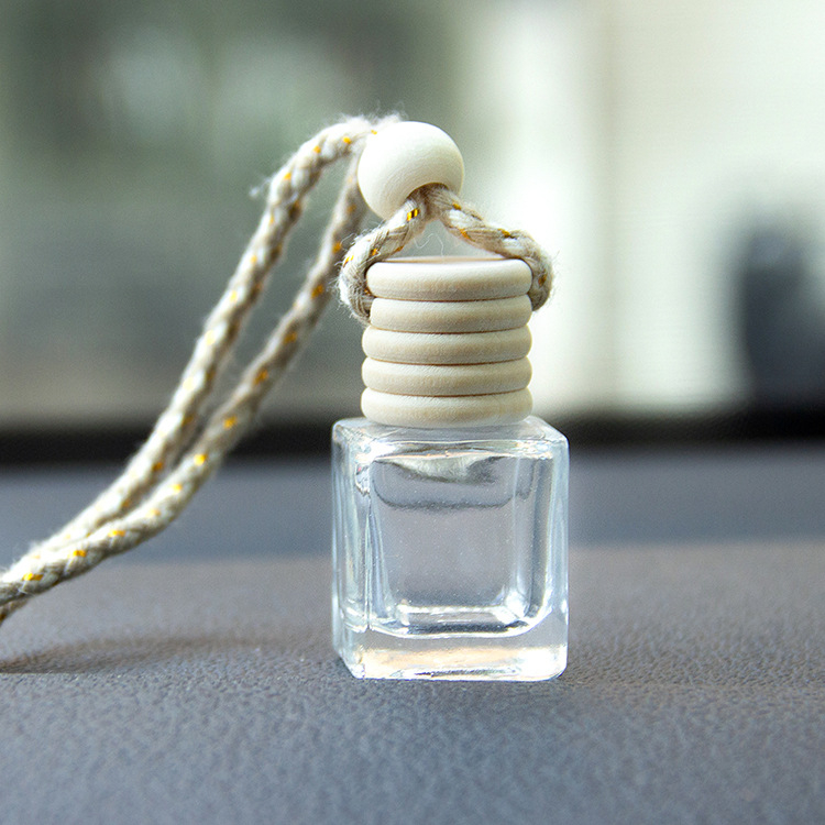 Lọ đựng tinh dầu treo xe ô tô hình vuông, sỉ lọ đựng tinh dầu treo xe ô tô | BigBuy360 - bigbuy360.vn