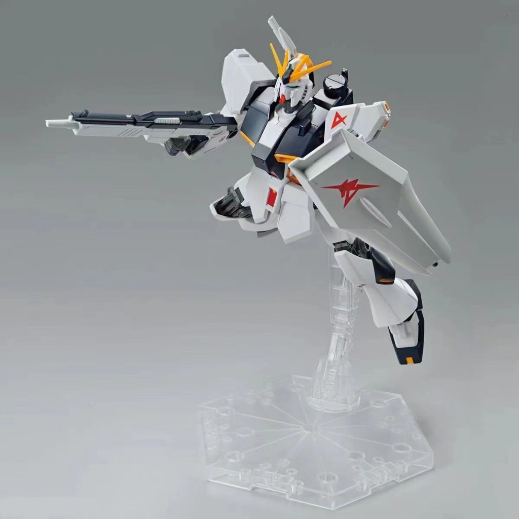 Mô Hình Lắp Ráp Đồ Chơi Cầm Tay Gundam Amuro V 622EG 1/144