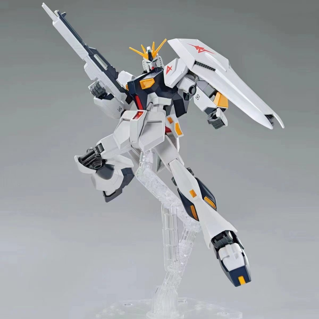 Mô Hình Lắp Ráp Đồ Chơi Cầm Tay Gundam Amuro V 622EG 1/144