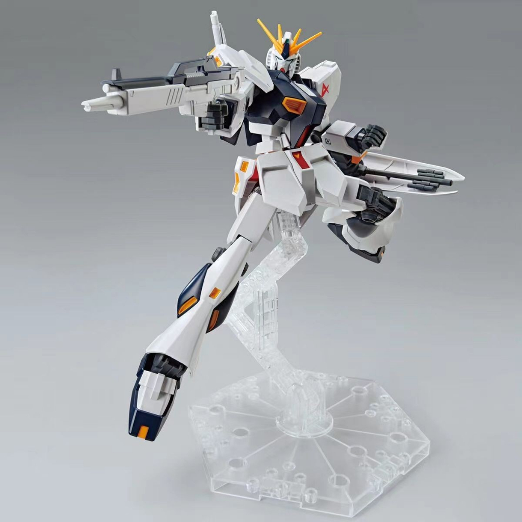 Mô Hình Lắp Ráp Đồ Chơi Cầm Tay Gundam Amuro V 622EG 1/144