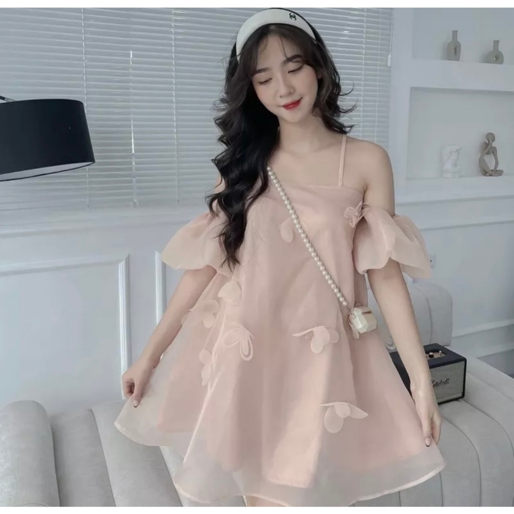 VÁY/ĐẦM HAI DÂY TƠ ĐÍNH HOA THIẾT KẾ TAY PHỒNG RỚT VAI DÁNG NGANG ĐÙI NỮ TÍNH HOT HIT