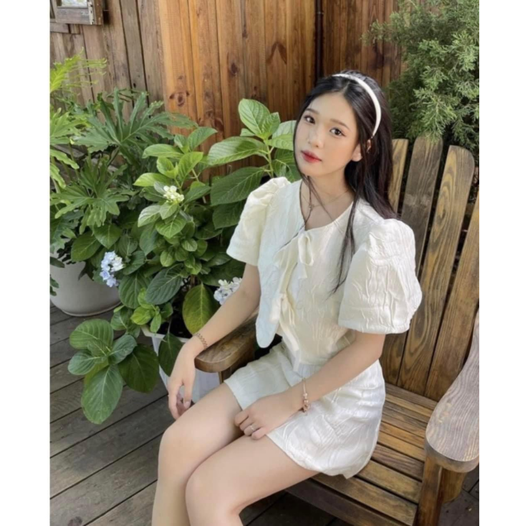 Set áo gấm dáng ngắn thắt nơ mix chân váy chữ A YURISTORE