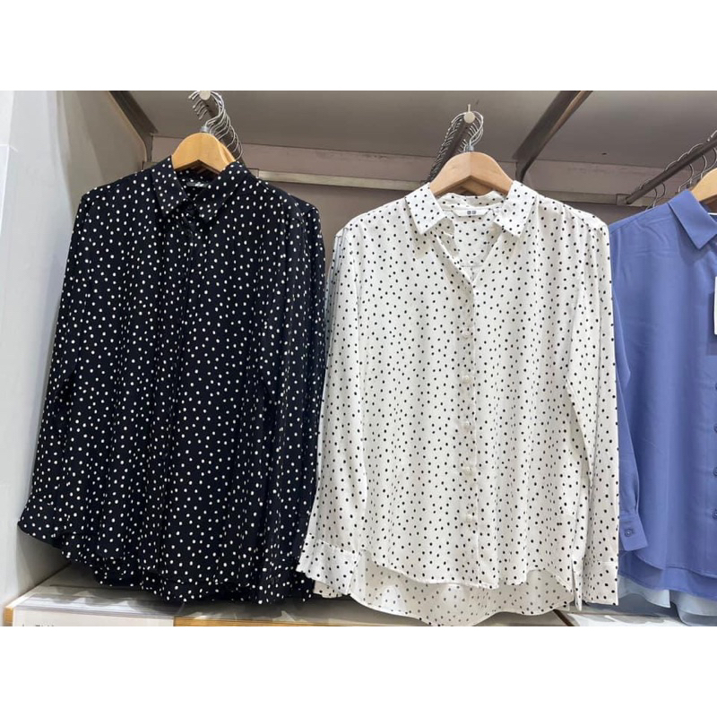 Áo sơ mi Rayon chấm bi Uni qlo