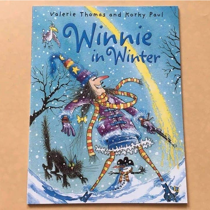 Truyện tranh - Winnie the witch