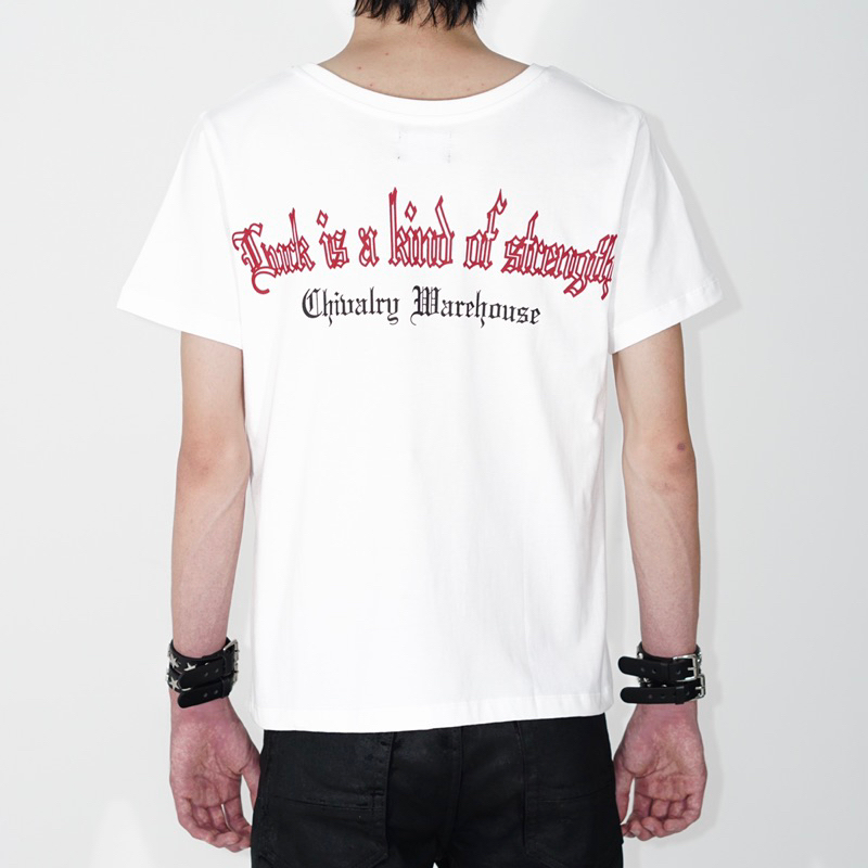 ÁO THUN CỔ RỘNG 777 CHIVALRY