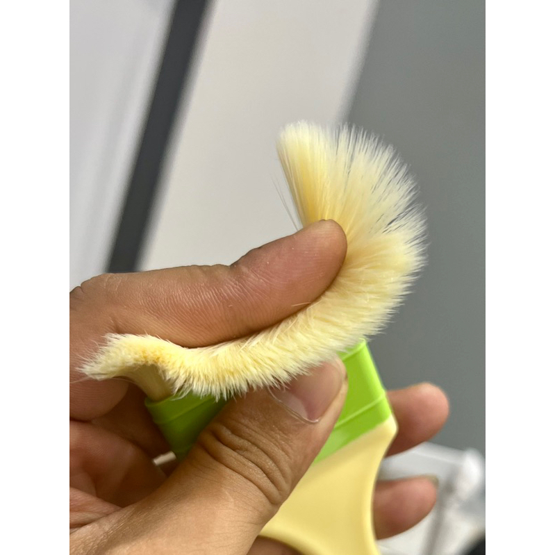 Chổi quét mặt bánh lông mịn