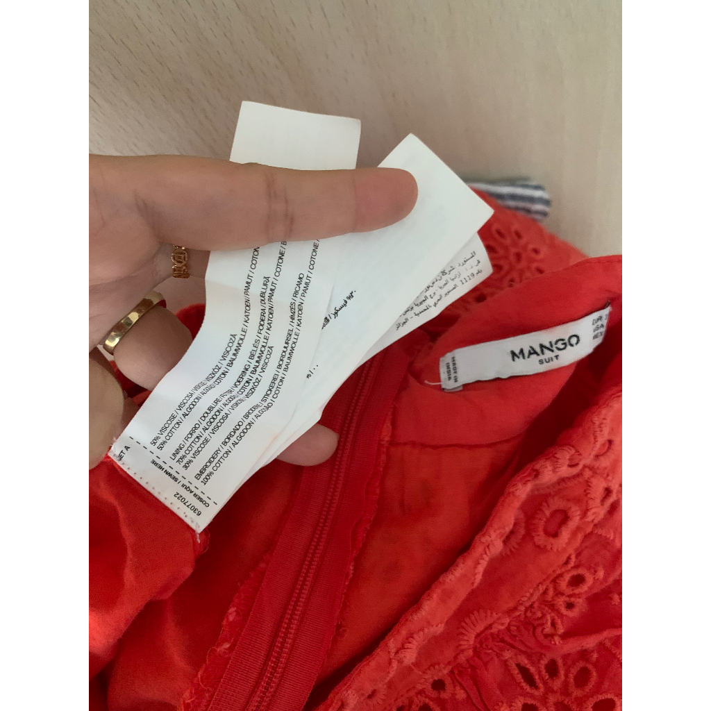 Váy xô đỏ hoa văn đục lỗ hiệu MANGO