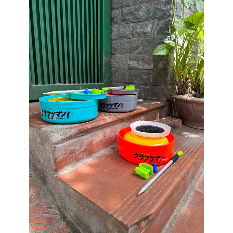 Hay mồi kẹp ghế chân cắm đất