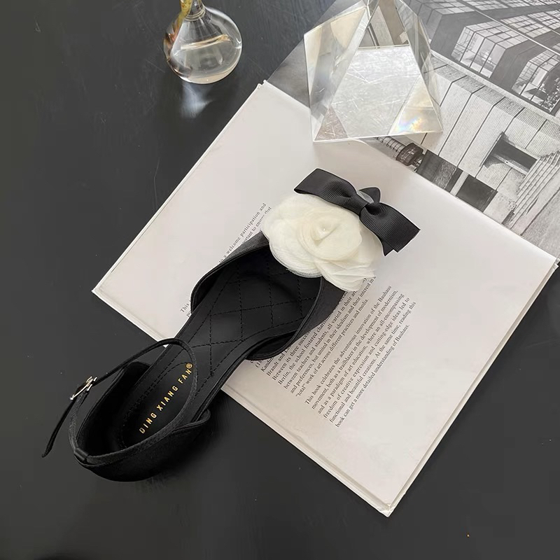 GIÀY SANDAL HOA TRÀ ĐÍNH NƠ MŨI NHỌN CAO CẤP