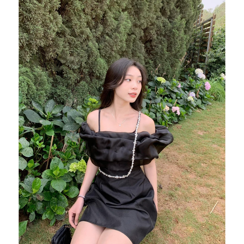 ĐẦM TRỄ VAI BÈO NGỌC ĐÍNH ĐÁ CHỮ V *TINA DRESS
