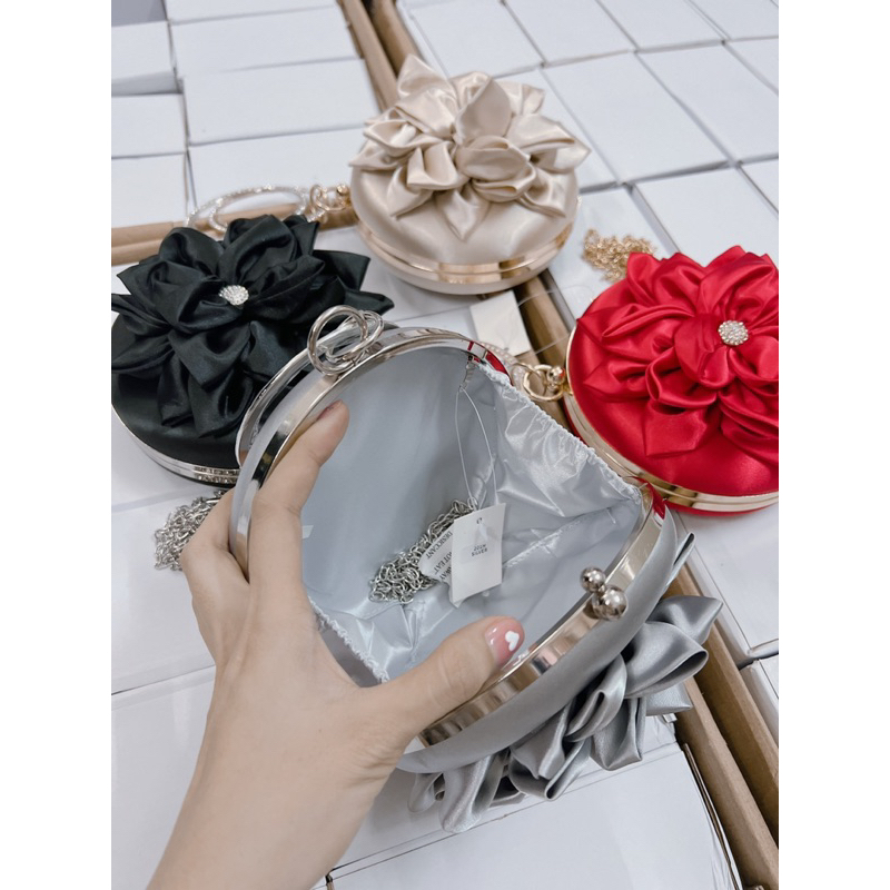 Clutch Flower Qc Fullbox