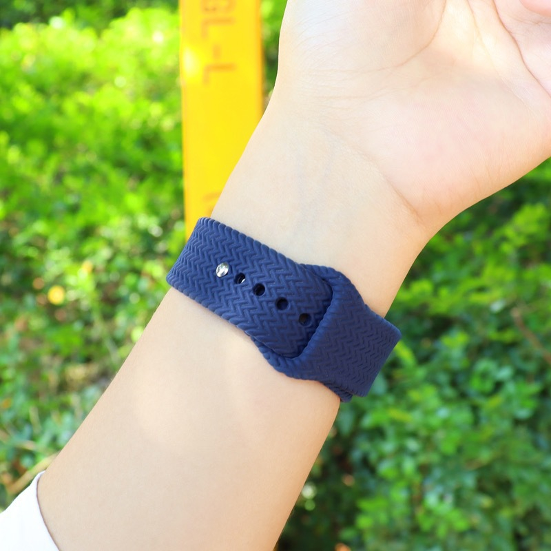 Thích hợp cho dây đeo thể thao Apple Watch dây đeo iwatch6/se dây đeo silicon sáng tạo mới cùng kiểu dáng cho nam và nữ