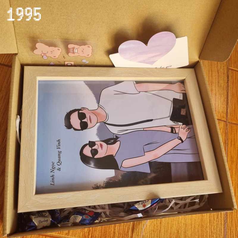 Quà Tặng Tranh Cặp Đôi Vẽ Theo Yêu Cầu Phong Cách Cute