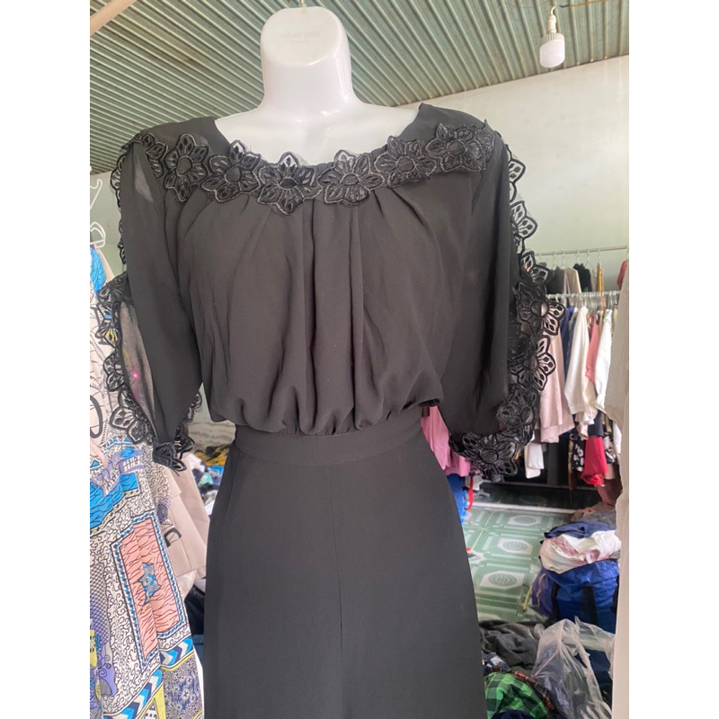 Jum viền hoa thêu