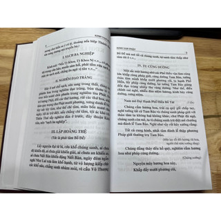 Sách - Kinh Vạn Phật tặng kèm tờ chú đại bị hoặc chuỗi 108 hạt (HT.Thích Thiện Chơn - Bìa Da)