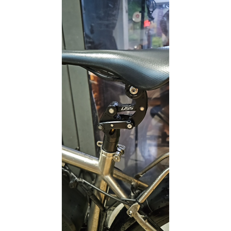 Cọc yên nhún USS của hãng Safort