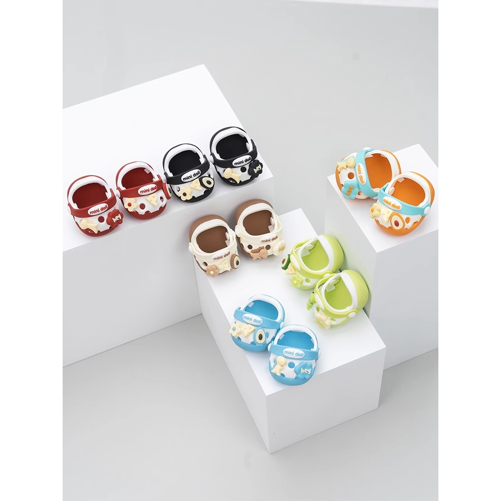 Dép crocs cho doll 20cm