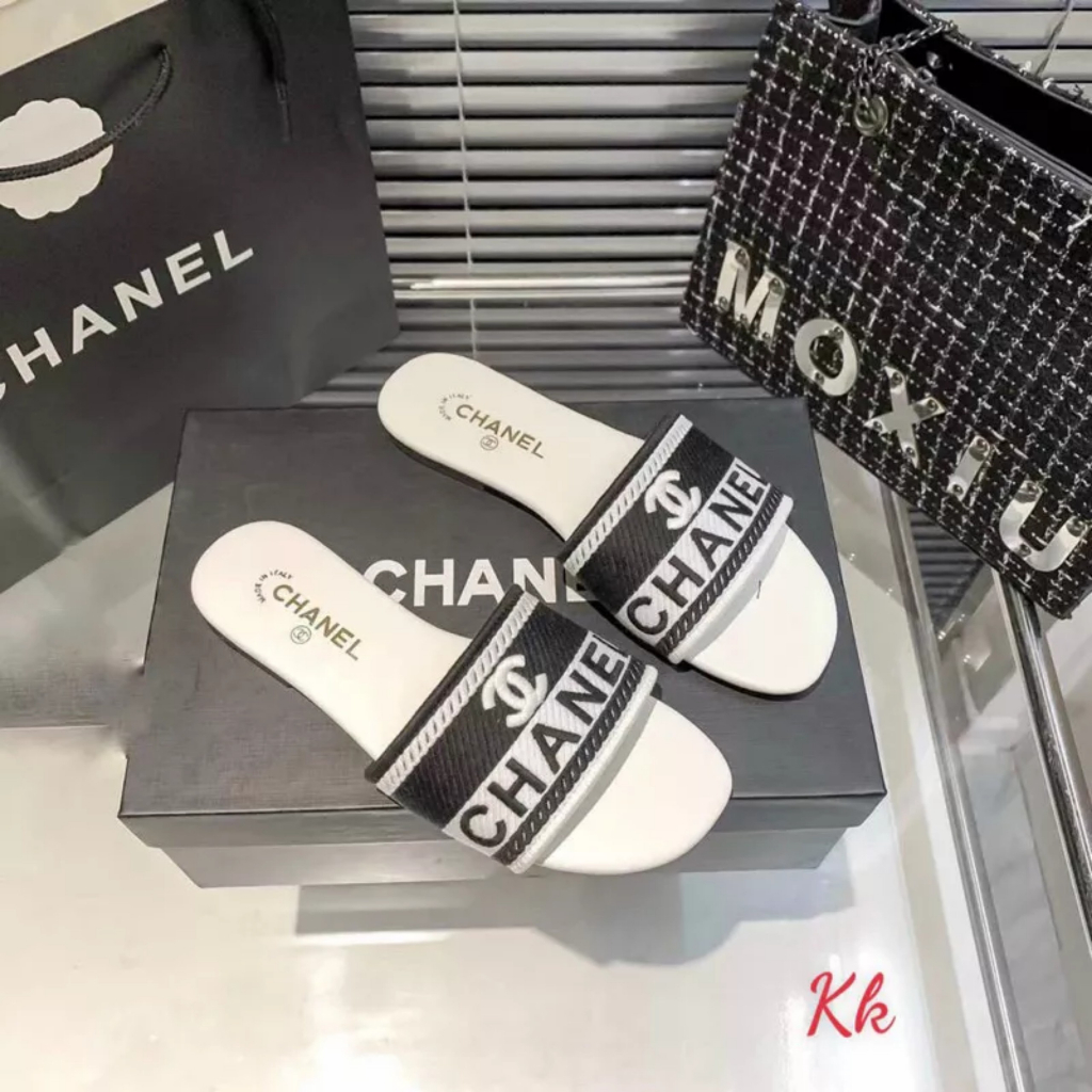 Dép nữ quai ngang chữ logo CC đen trắng Nguyên hộp hãng cao cấp