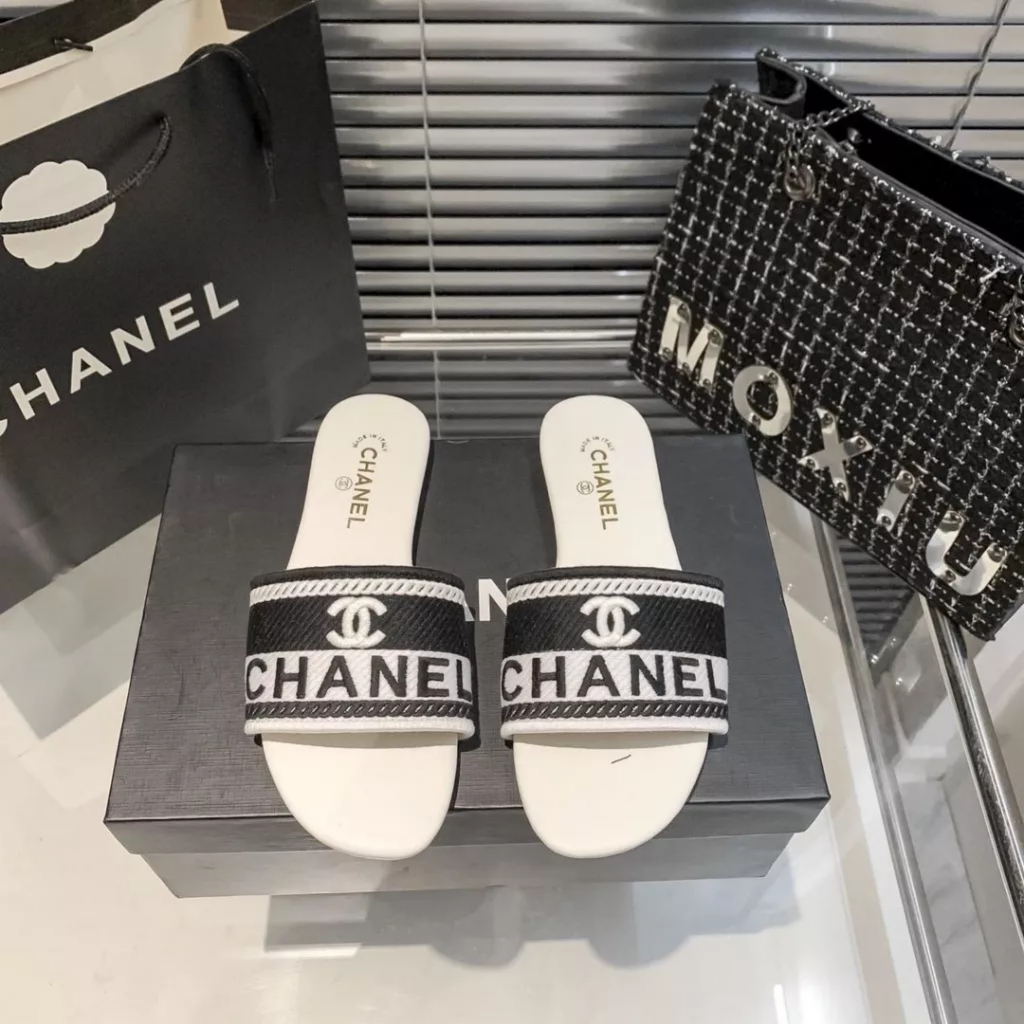 Dép nữ quai ngang chữ logo CC đen trắng Nguyên hộp hãng cao cấp