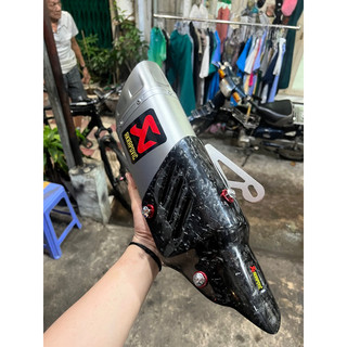 Pô akrapovic r1