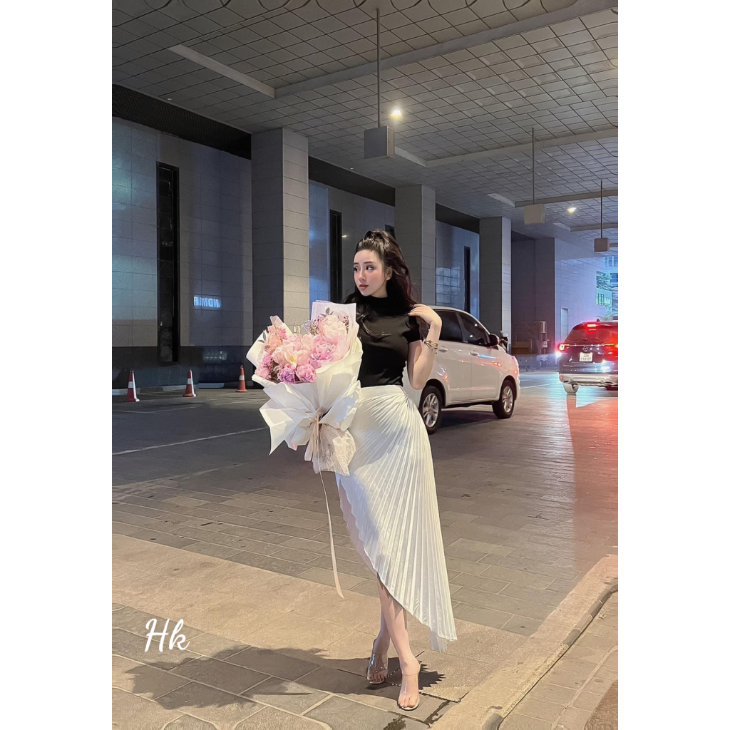Set áo body kết hợp với váy xếp ly nổi bạt siêu hot trend dành cho nữ mặc đi tiệc hẹn hò - Thời Trang Bảo Trang - Hk7.37