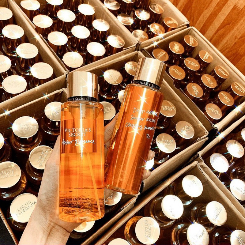 Xịt thơm toàn thân Victoria's Secret Amber Romance 250 ml
