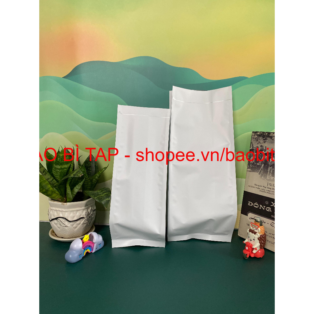 Túi Cà Phê Màu Trắng 4 Cạnh + Van 1 Chiều Size 1KG và 500Gr