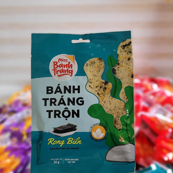 Bánh Tráng trộn  mix  6 vị, đùi gà, tôm satế, phô mai, sa tế bò, chanh xả, rong biển. bánh tráng trộn ăn liền cho trẻ em