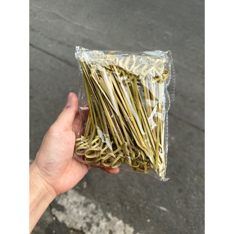 Xiên tre decor hình thắt nút