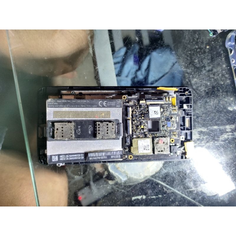 Xác điện thoại ASUS không rõ