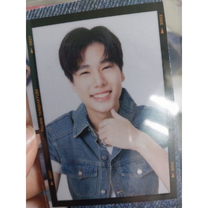 card stunning Phuwin cười [không df 100% có vd check]