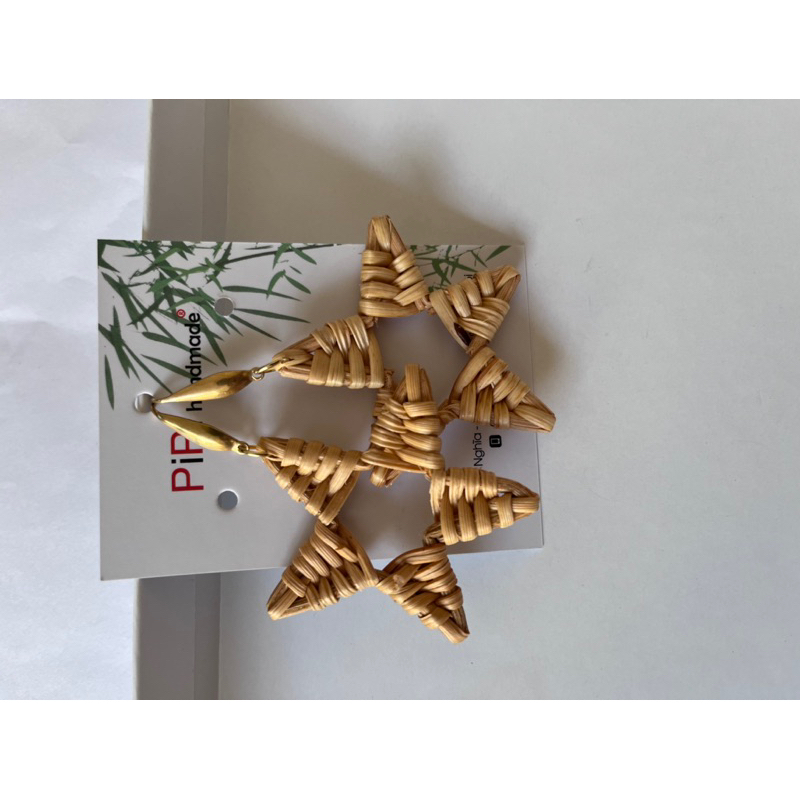 Khuyên tai mây tre giang