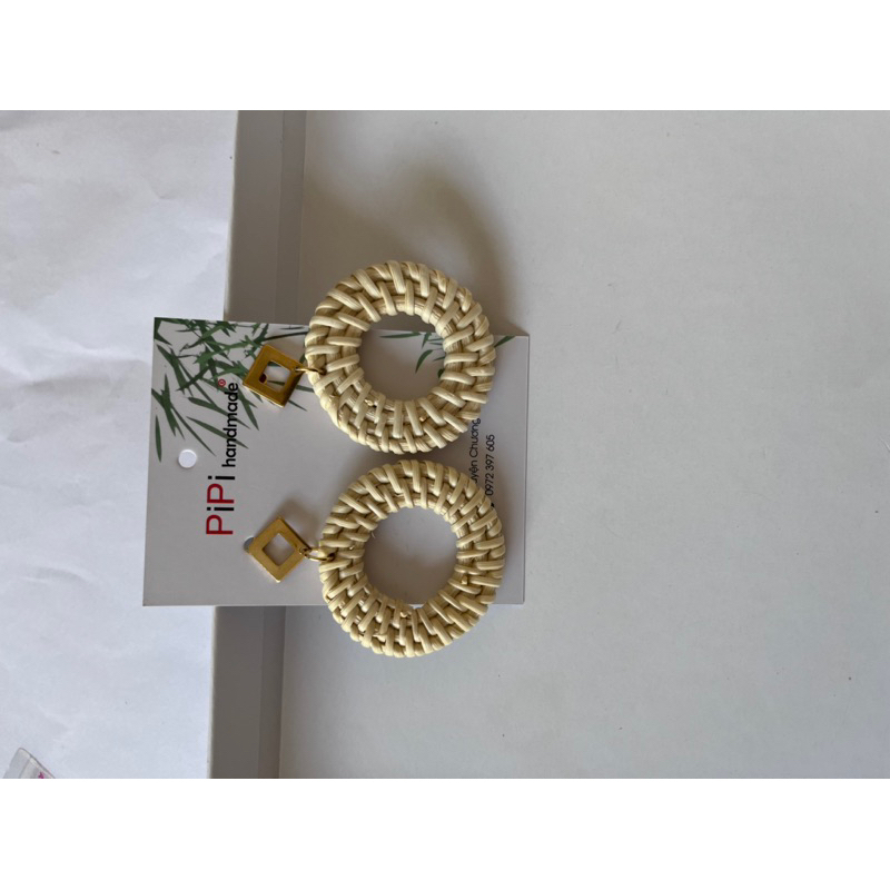 Khuyên tai mây tre giang