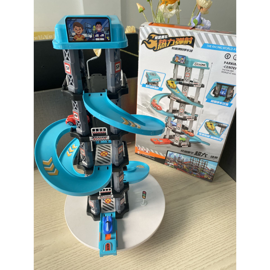 Bãi Đỗ Xe 5 Tầng Chính Hãng Tặng Kèm 2 Siêu Xe Đua Cao Cấp Cho Bé