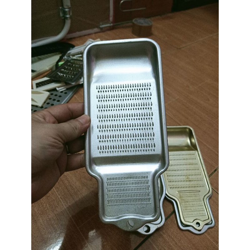 Mài nghệ gừng bằng nhôm