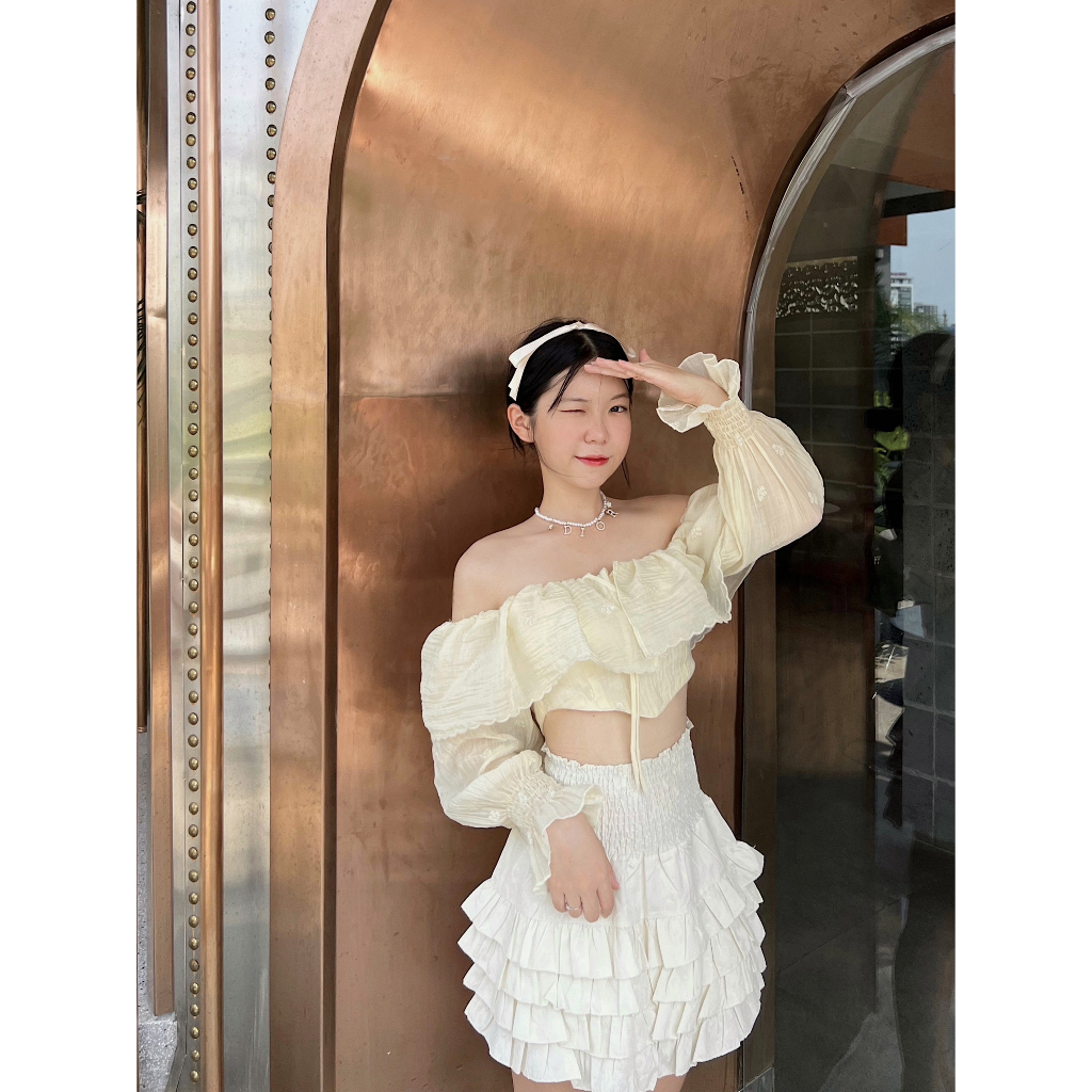 Áo trễ vai bèo corset tay dài điệu chất đũi tằm mát thiết kế Bonheur Loli Top