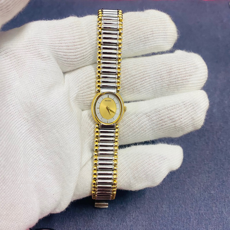 Đồng hồ lắc seiko siêu đẹp, sang chảnh, mặt 2 lòng, size 18mm, độ mới 99%, dây khóa zin, cam kết hàng chính hãng