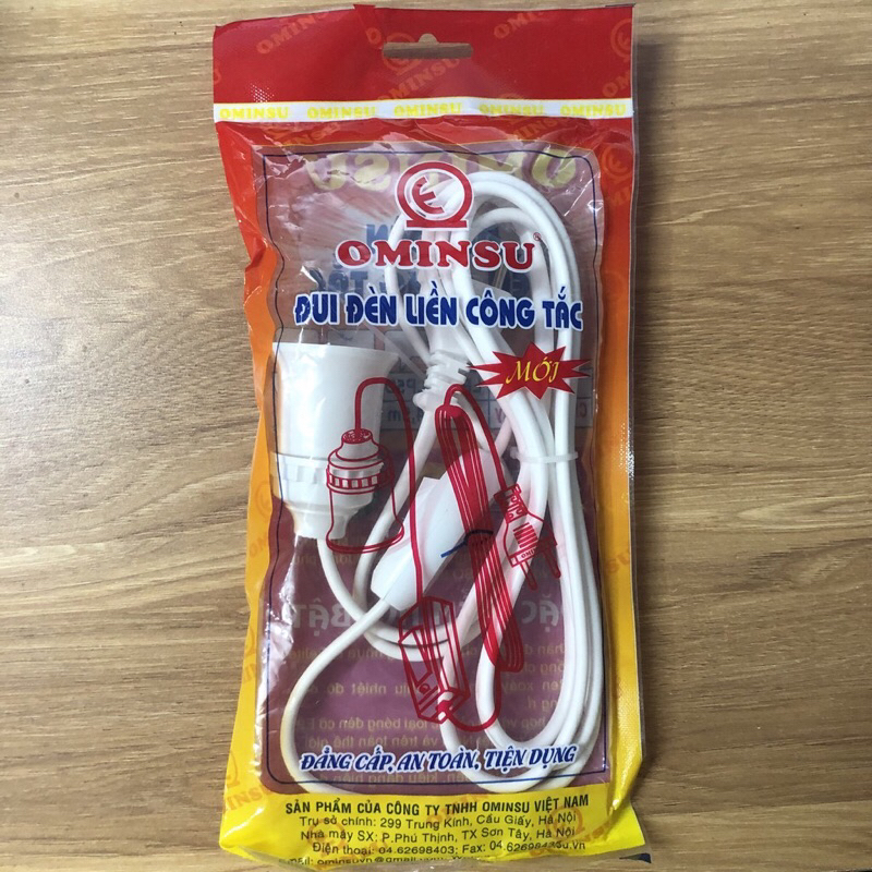 Đui đèn liền dây có công tắc chính hãng Ominsu