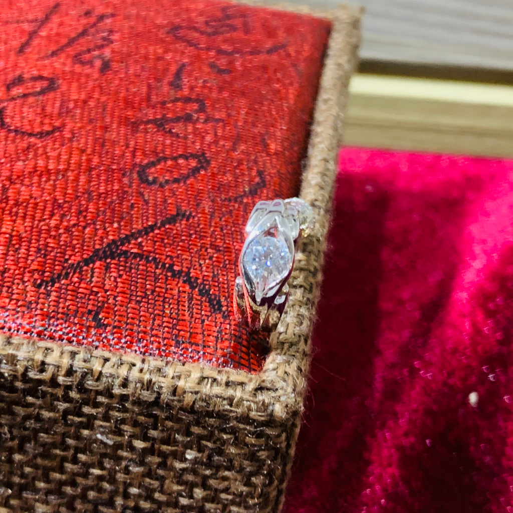 1407.2 Bông tai lẻ chiếc, Bất đối xứng cá tính Độc lạ | Vintage || Si Nhật | Japan | 2HAND