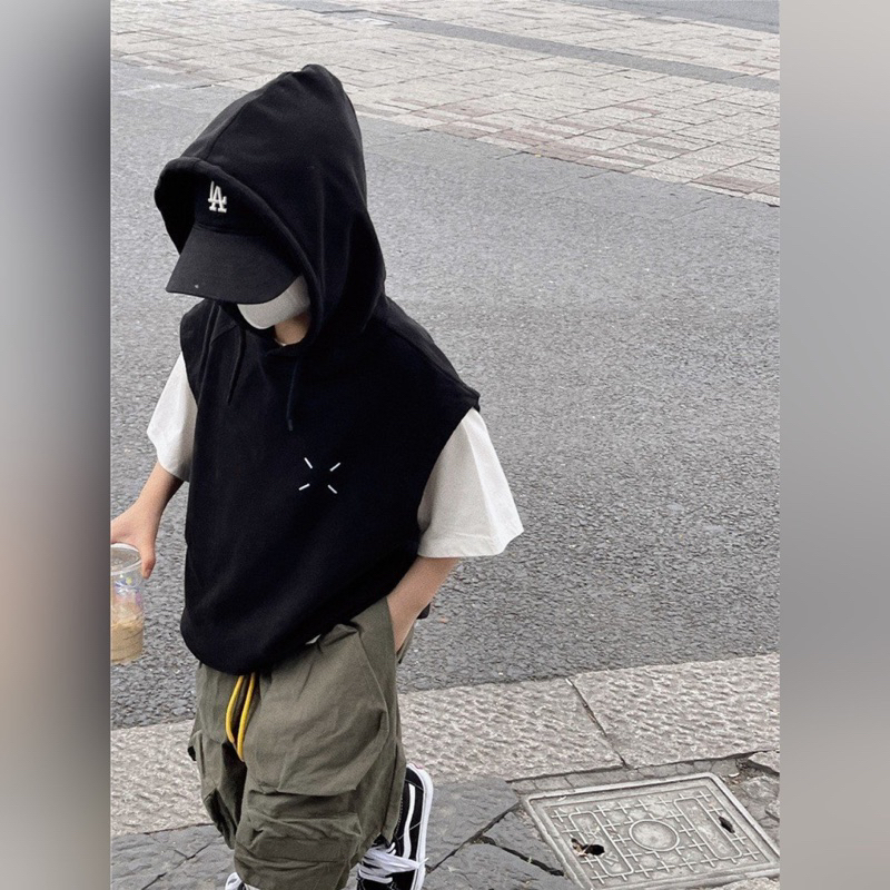 Áo ba lỗ bé trai có mũ chữ lưng A351 size 100-150, áo tanktop trẻ em quảng châu cao cấp