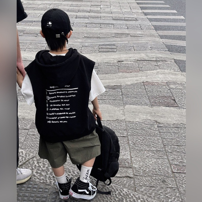 Áo ba lỗ bé trai có mũ chữ lưng A351 size 100-150, áo tanktop trẻ em quảng châu cao cấp