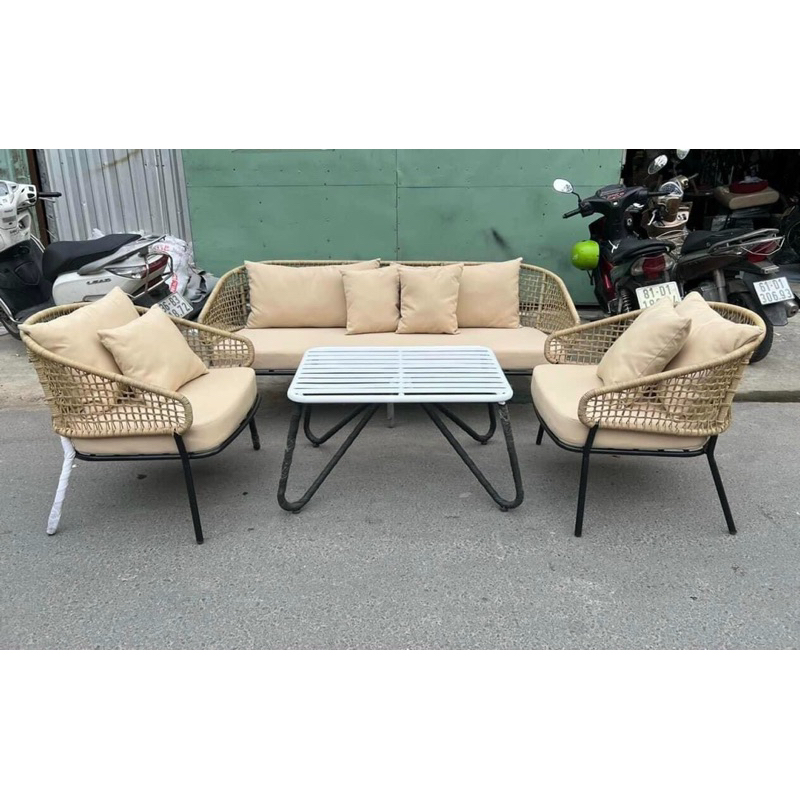 Sofa mây nhựa ngoài trời