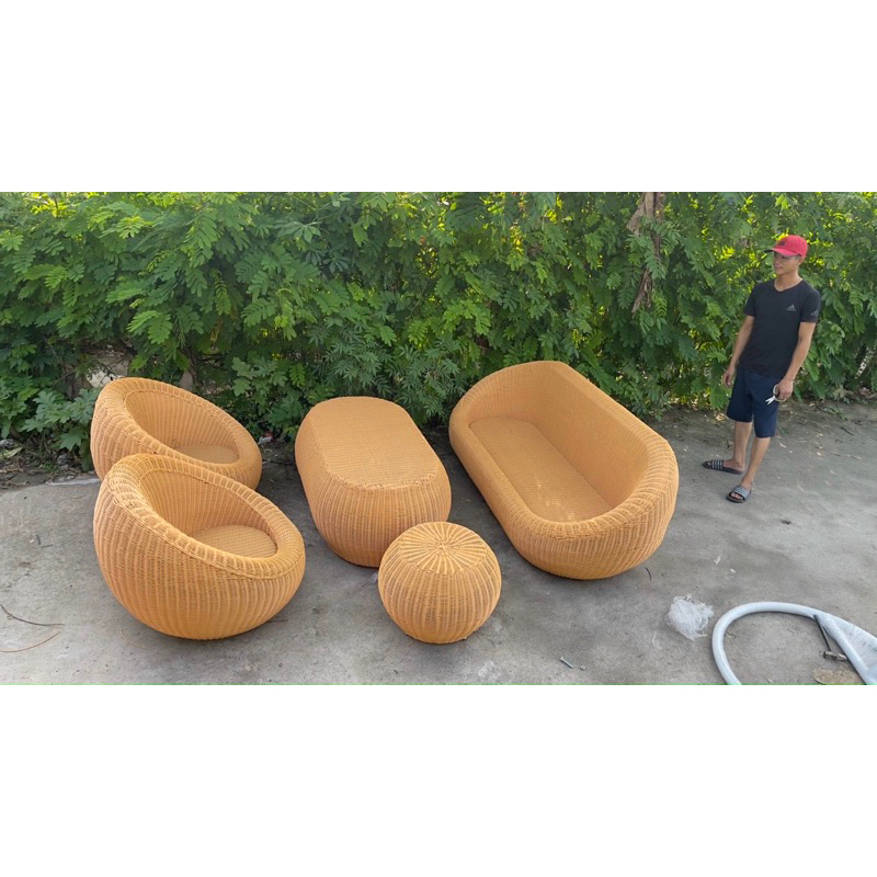 Sofa mây nhựa ngoài trời