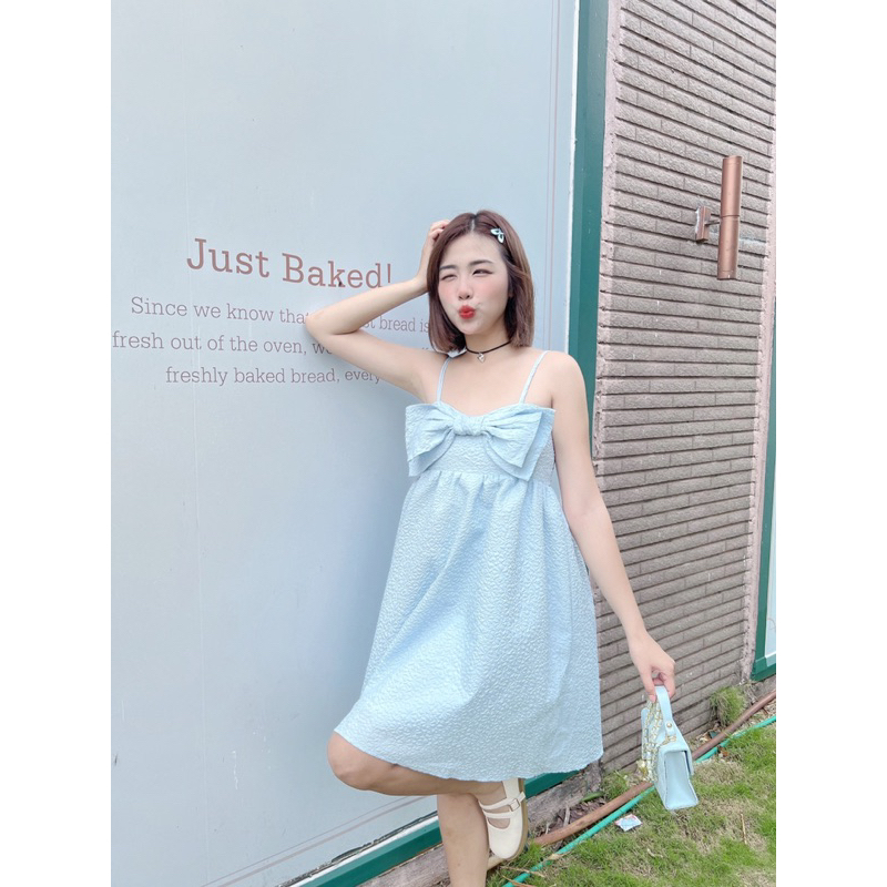 DTK096- Đầm 2 dây chất tafta nơ to