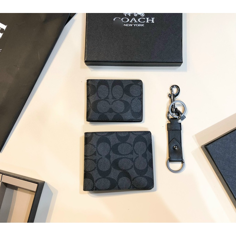 Ví Coach nam ngắn tặng kèm móc khoá full box