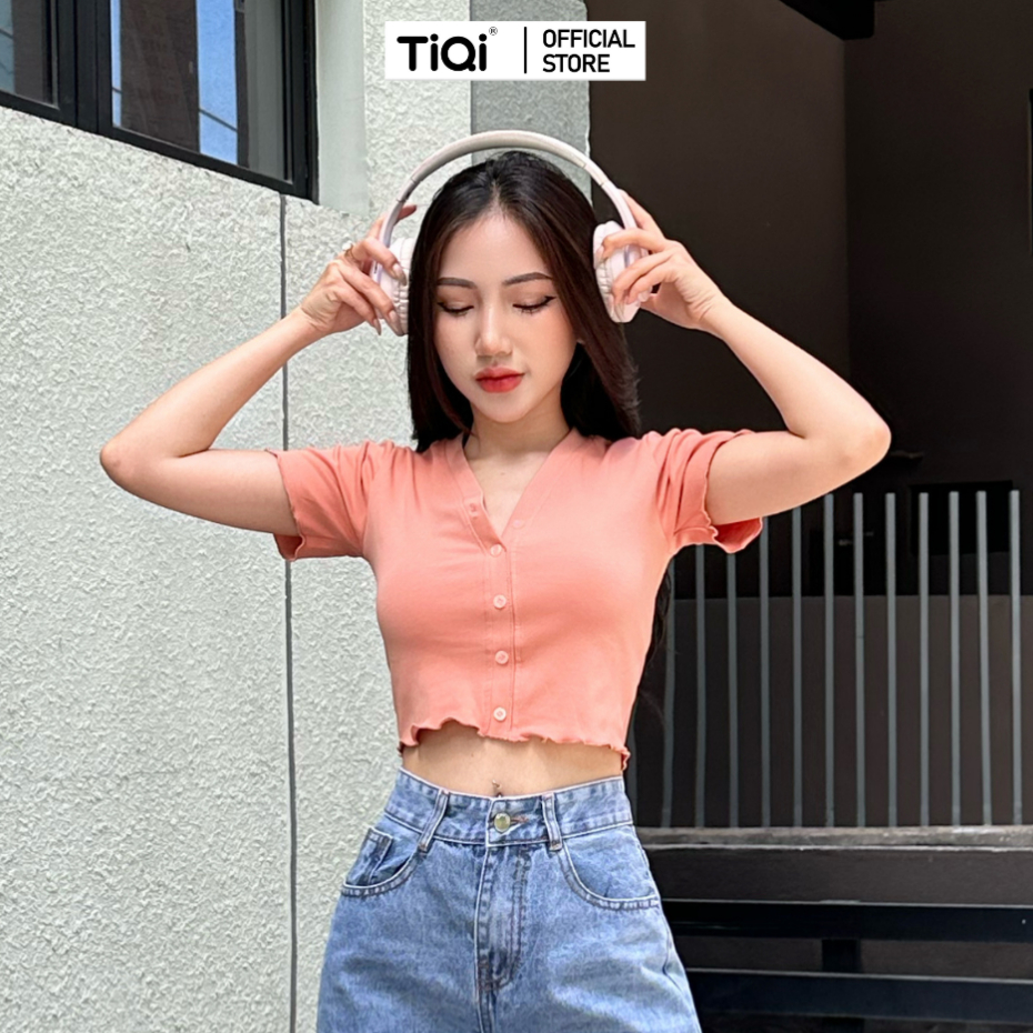 Áo croptop thun tay ngắn cổ tròn nút giữa nhiều màu TiQi Jeans A102