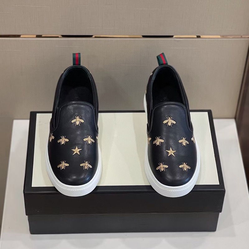 📛LIMITED📛 Giầy Slipon G.C nam cao cấp hàng có sẵn Fullbox - Chất liệu đế cao su vài cực đẹp !! ib để biết thêm chi tiết