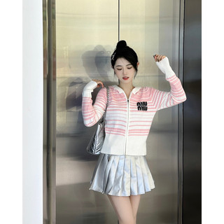 Áo khoác miumiu cardigan có mũ trùm đầu