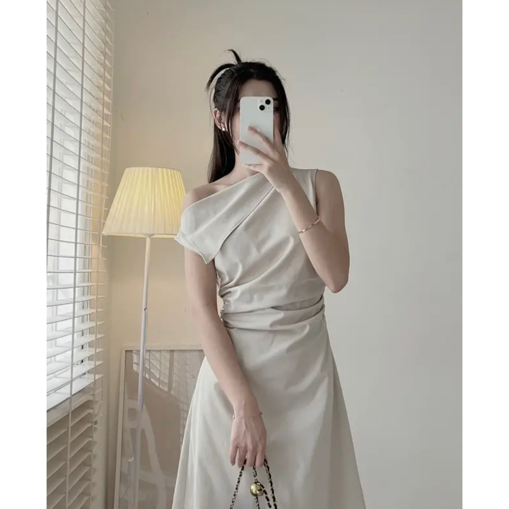 Váy ba lỗ lệch vai chiết ly eo 29feb.closet chất thô mềm dáng xòe dài thiết kế thanh lịch - V120