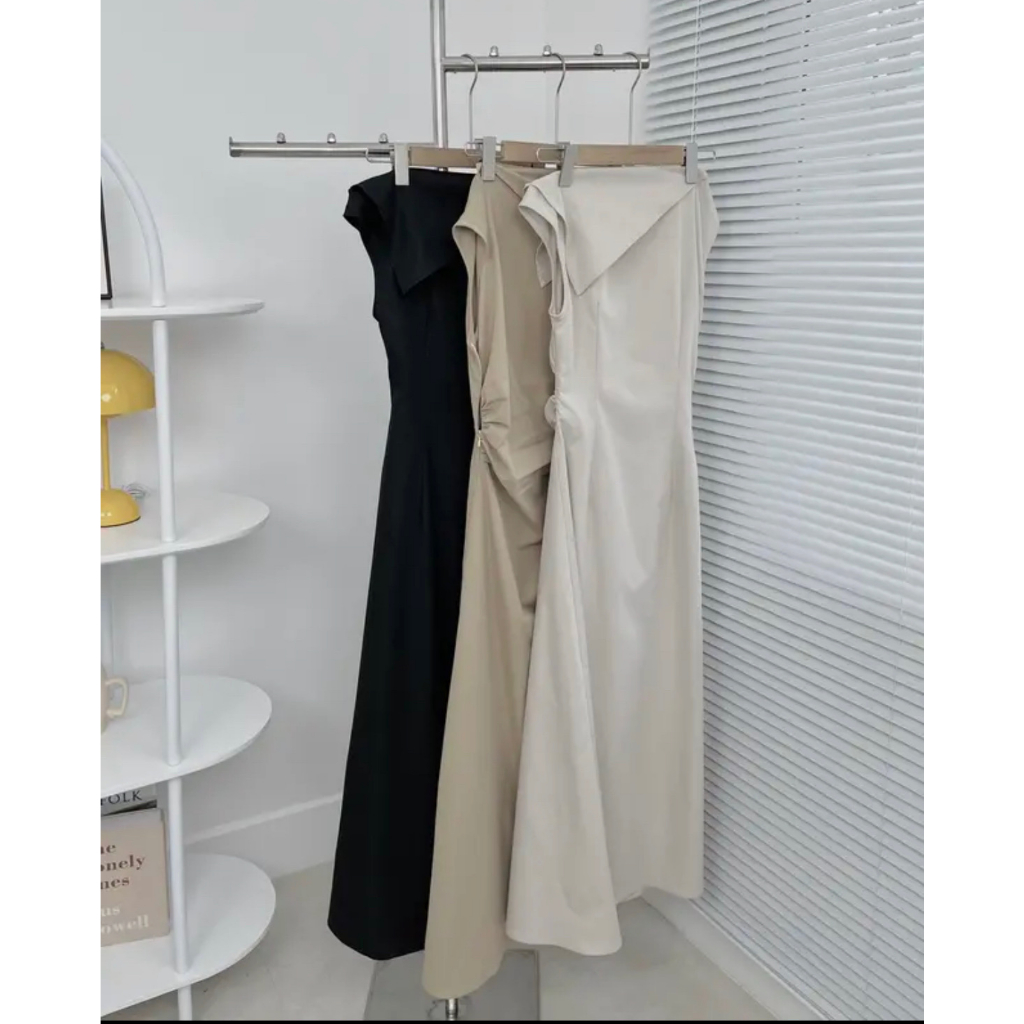 Váy ba lỗ lệch vai chiết ly eo 29feb.closet chất thô mềm dáng xòe dài thiết kế thanh lịch - V120